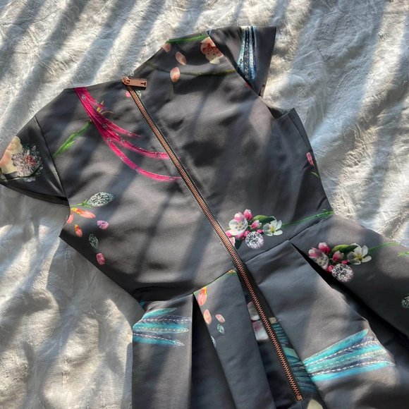 Stunning Ted Baker Flight of the Orient Dress - Picture 3 of 9